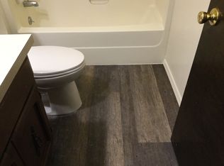309 Division St APT 1, Grandview, WA 98930