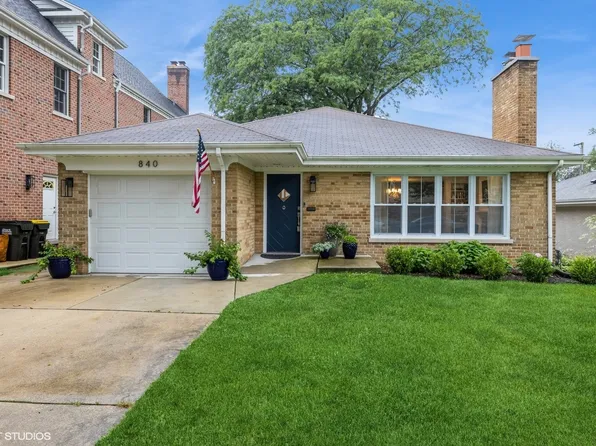 840 S Waiola Ave, La Grange, IL 60525