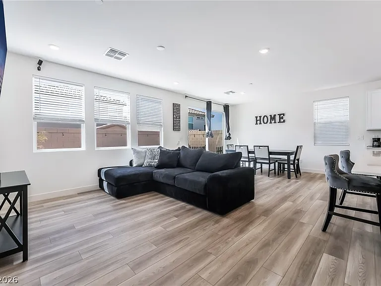 670 Tranquil Bay Ct — Photo 6