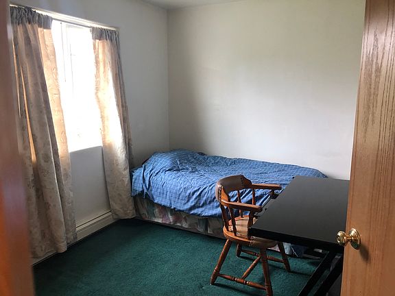 Front corner bedroom