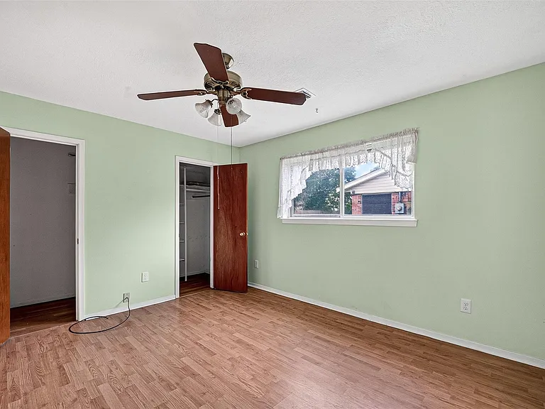 4701 Crepe Myrtle Ln — Photo 13
