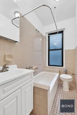 Sold by Bond New York | media 6