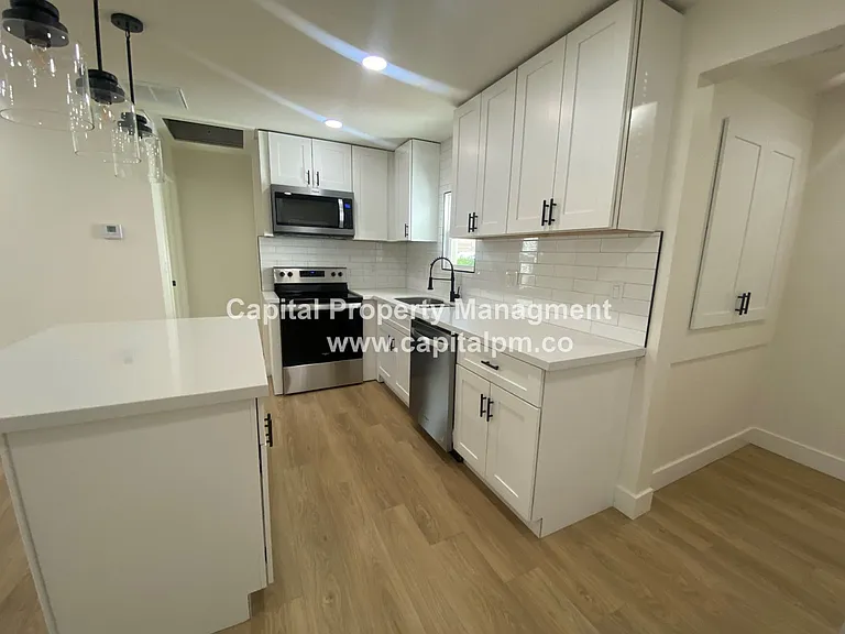 915 E Crandall Ave — Photo 8
