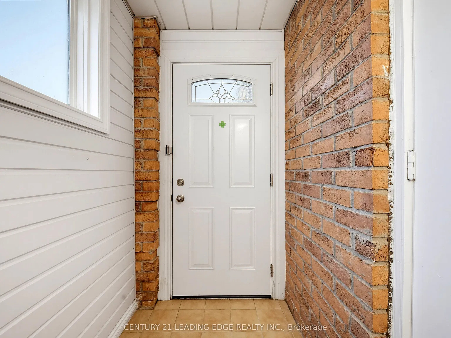 3 bed, $2,300 — Photo 4