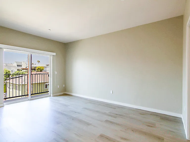 The Vivant Apartments — Photo 12