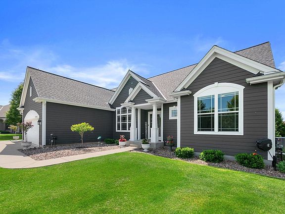 3rd image of W349N5830 Sunflower COURT