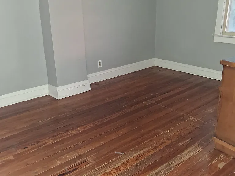 2529 Holmes St — Photo 34