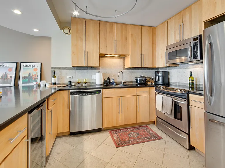 30 E Huron St #5401 — Photo 7