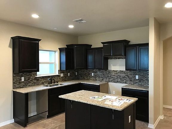 3rd image of 13125 Cozy Cove Ave