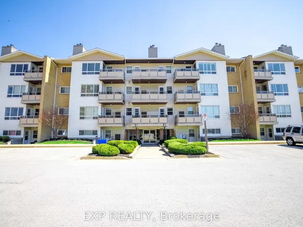 78 Roehampton Ave #120, Saint Catharines, ON L2M 7W9