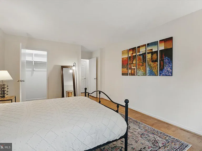 4501 Arlington Blvd #229 — Photo 12