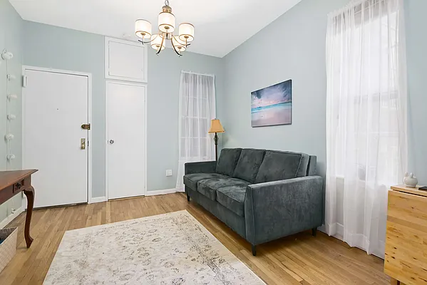 Sold by Compass | media 8