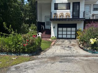 59 Windmill Rd, Poughkeepsie, NY 12601