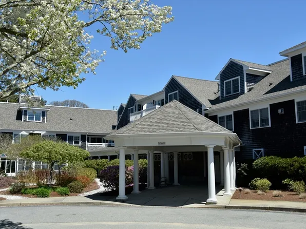 912 Main St APT 213, Chatham, MA 02633