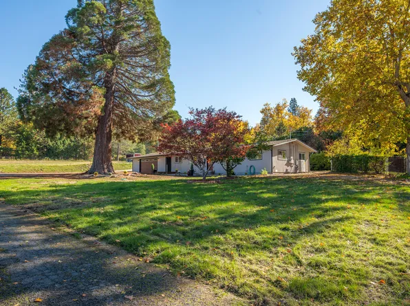 2547 Elk Ln, Grants Pass, OR 97527