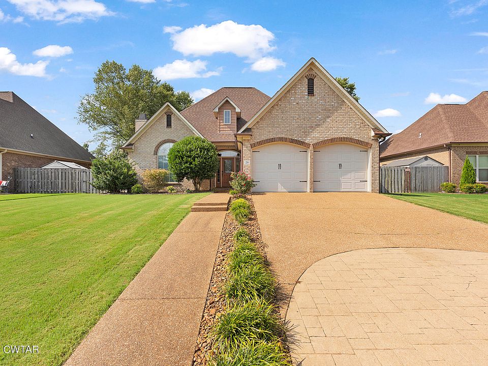 1st image of 29 Brookwood Dr