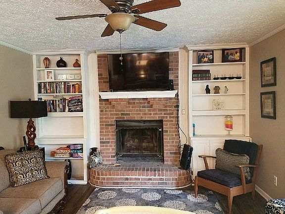2nd image of 5212 Eastbourne Dr