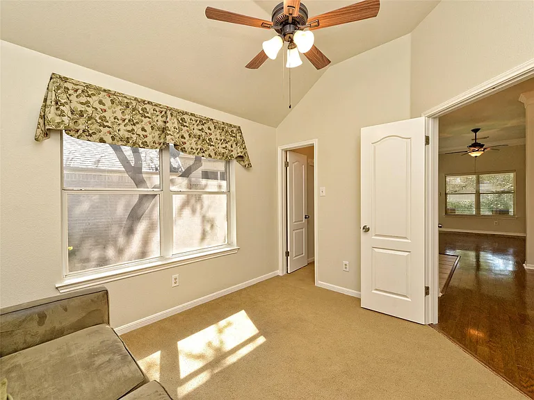 11 Troon Dr — Photo 22