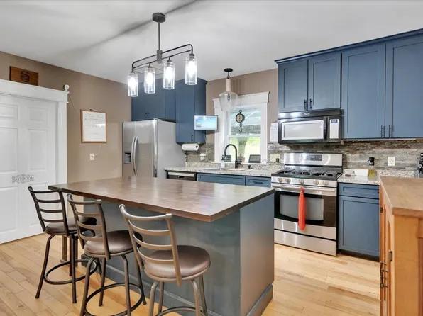 104 Railroad Street, Milton, VT 05468