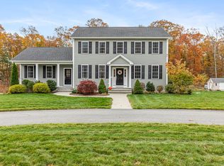 705 County St, Seekonk, MA 02771