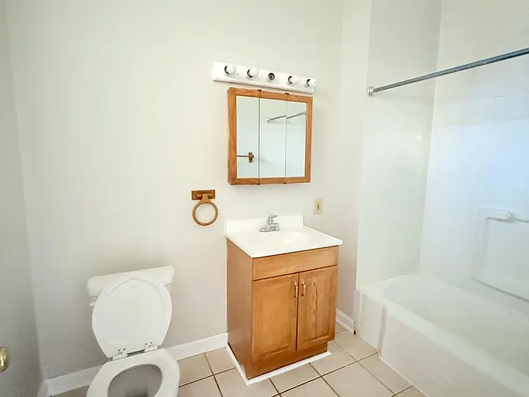 804 Heths Ave — Photo 13