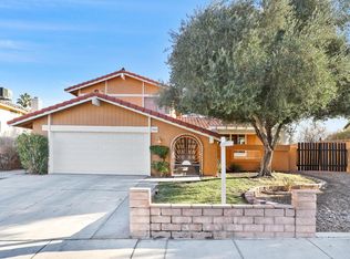 7464 Valhalla Ln, Las Vegas, NV 89123