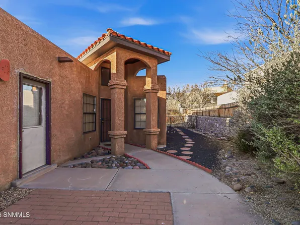 2031 Pinetrail St, Las Cruces, NM 88012
