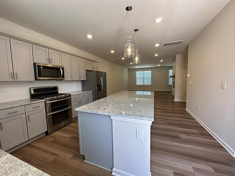 15013 Camus Ct #29 — Photo 6