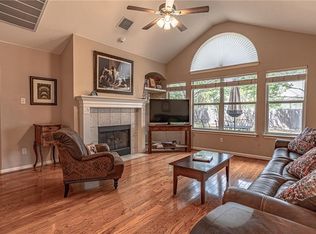 8807 Glen Canyon Dr, Round Rock, TX 78681