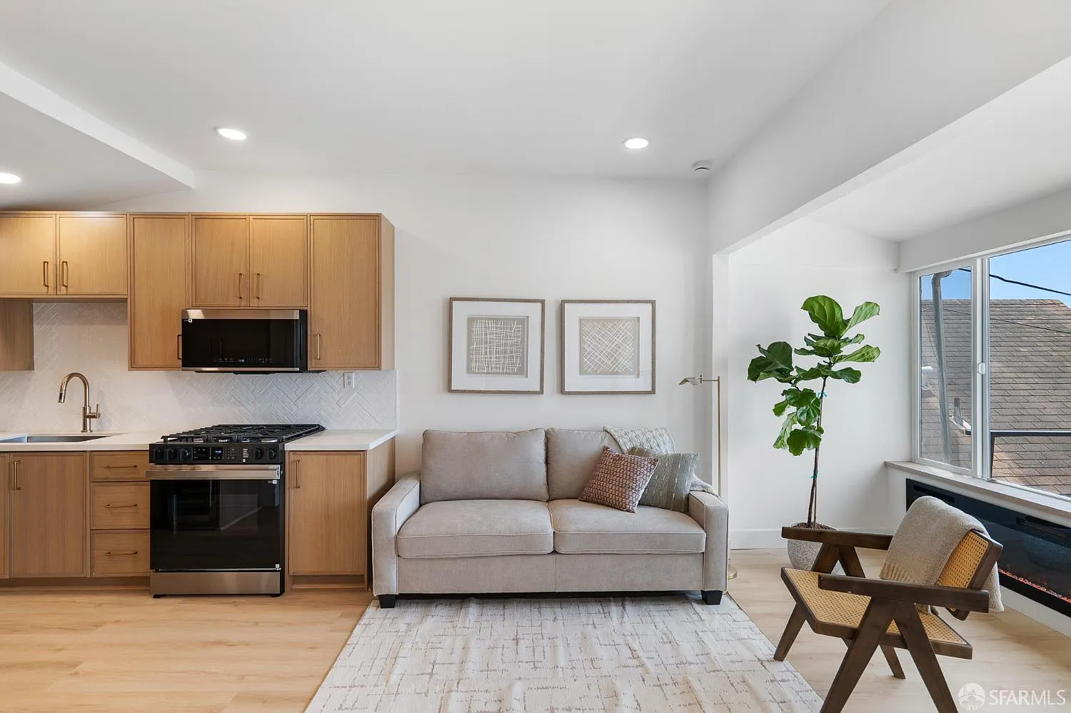 726 Joost Ave - Photo 9