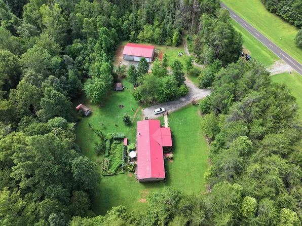 1388 Frank Joyce Rd, Sandy Ridge, NC 27046