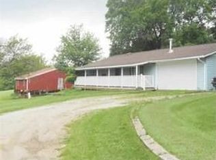 114 Valley Heights Rd, Blue Grass, IA 52726