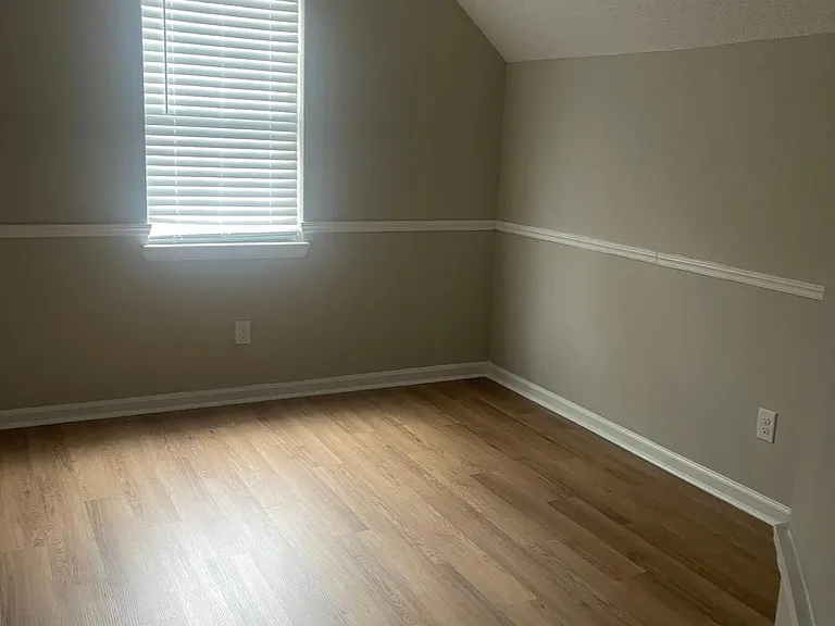 205 N Trace Ln — Photo 4