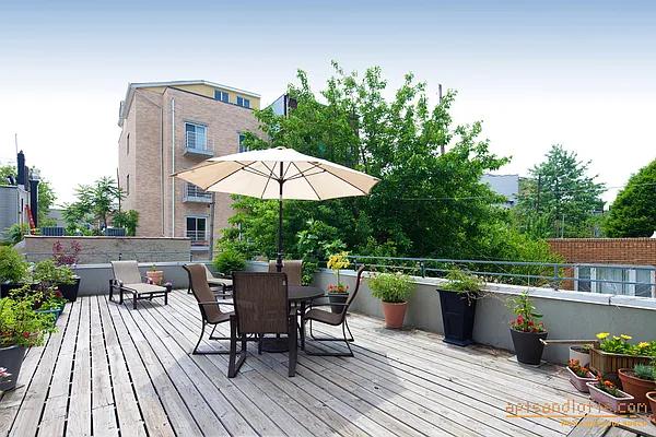 Sold by aptsandlofts.com | media 4