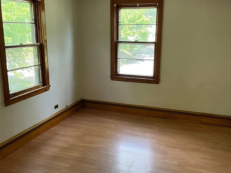 560 Eastern Ave — Photo 3