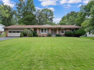 1033 Wappapello Ln, Saint Louis, MO