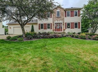 1225 Cardinal Crest Dr, Sun Prairie, WI 53590
