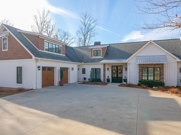 1349 Hickory Pointe Ln, Maynardville, TN 37807