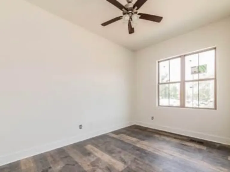 104 Oak Plains Aly #104 — Photo 1
