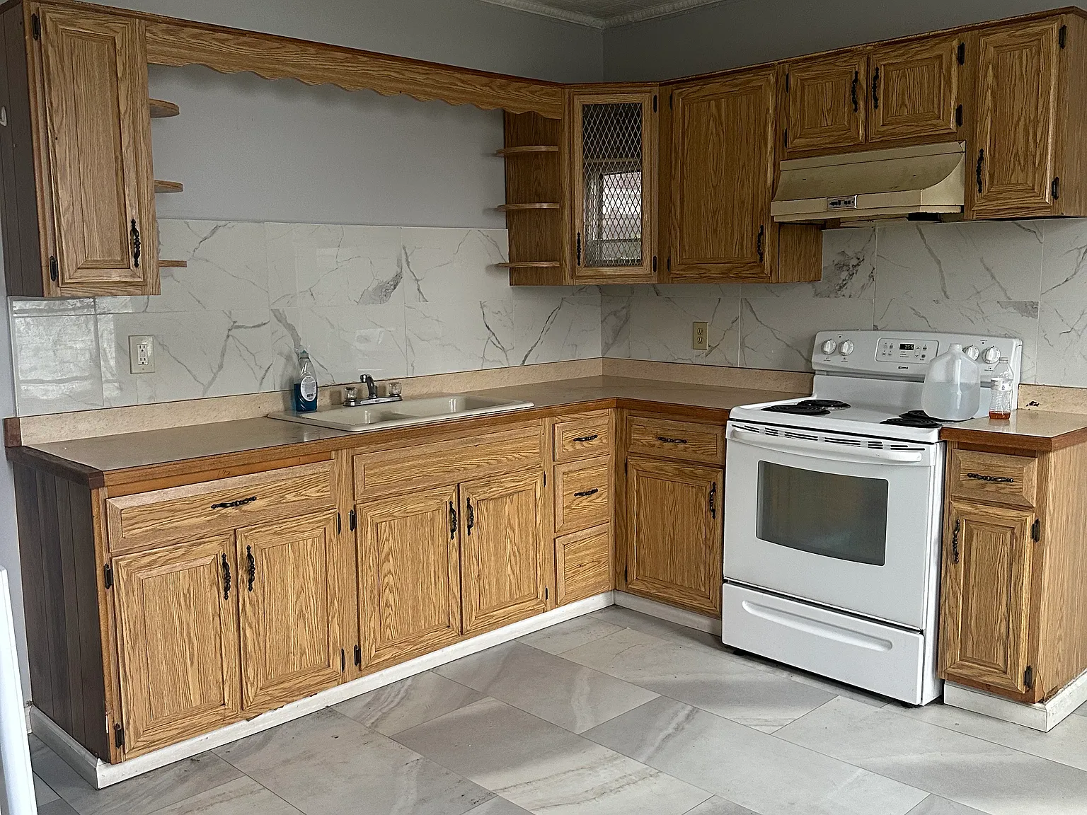 3 bed, 1200 sqft, $1,350 — Photo 4