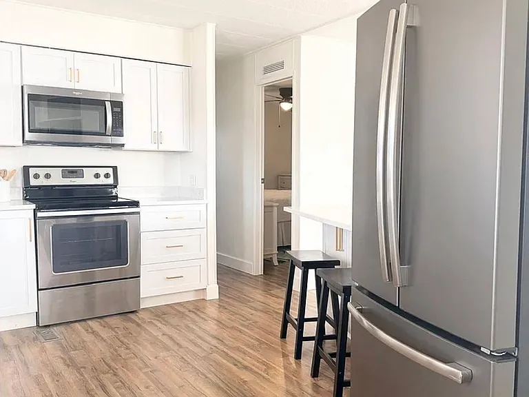 482 Outer Dr — Photo 6
