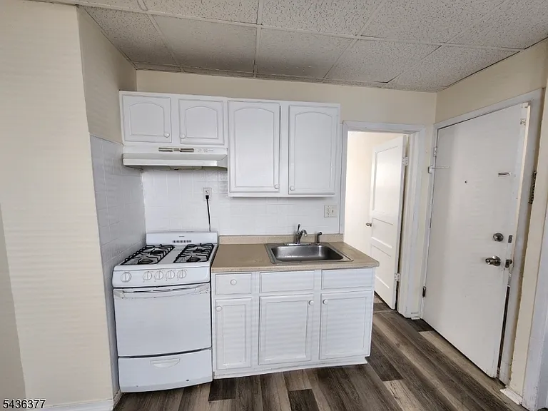 668 Clarkson Ave #1R — Photo 12