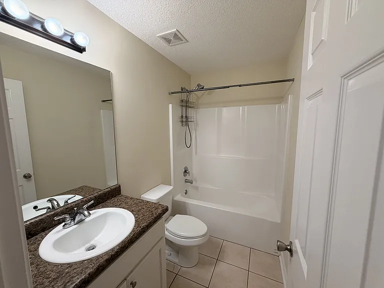 259 Canterberry Pl — Photo 5