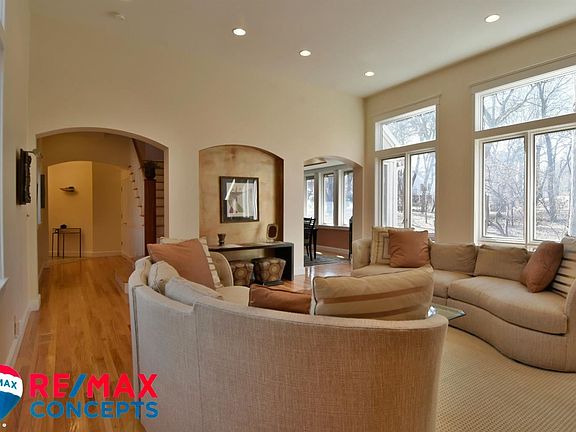 5th image of 2845 William St