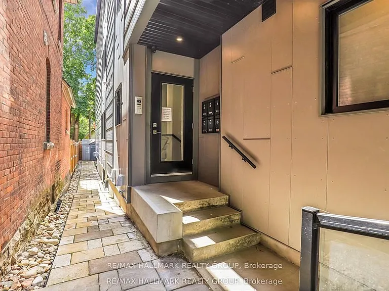 368 Chapel St #7 — Photo 23