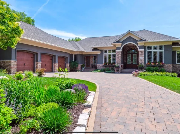 18767 Bearpath Trl, Eden Prairie, MN 55347