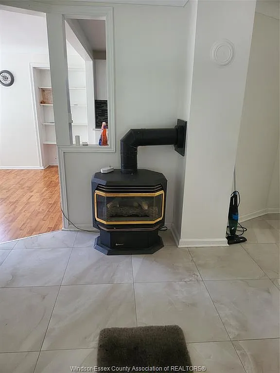 3 bed, $2,400 — Photo 4