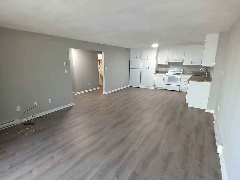 566 Washington St #1 — Photo 18