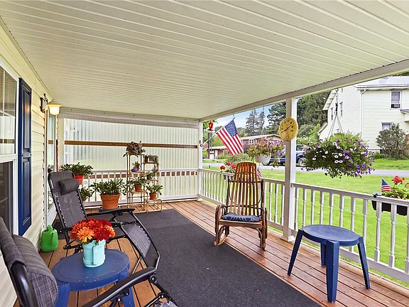 5th image of 166 Waterloo St