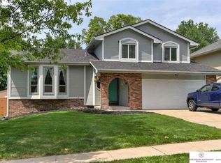 16522 Ohern St, Omaha, NE 68135